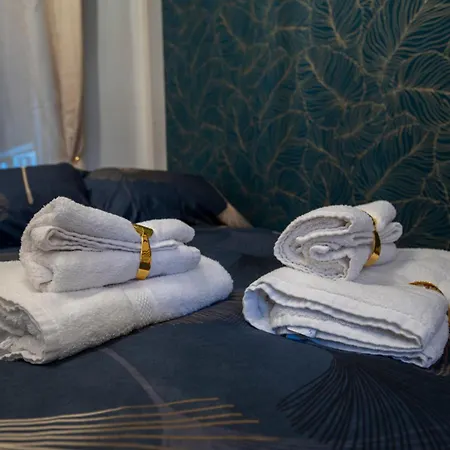 Sabbie Dell'etna - Eleganza E Comfort Nel Cuore Di Con Parcheggio Privato Apartamento Catania